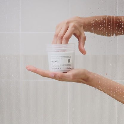 MINU Conditioner for coloured hair